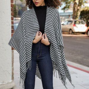 Black and White Hounds tooth Shawl Wrap Ruana
